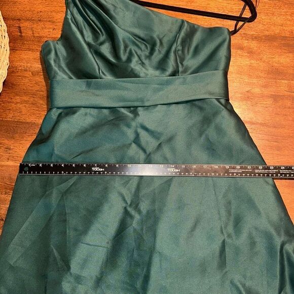 NWOT Alfred Sung Satin Twill One Shoulder A-line Pocket Gown - Picture 8 of 9